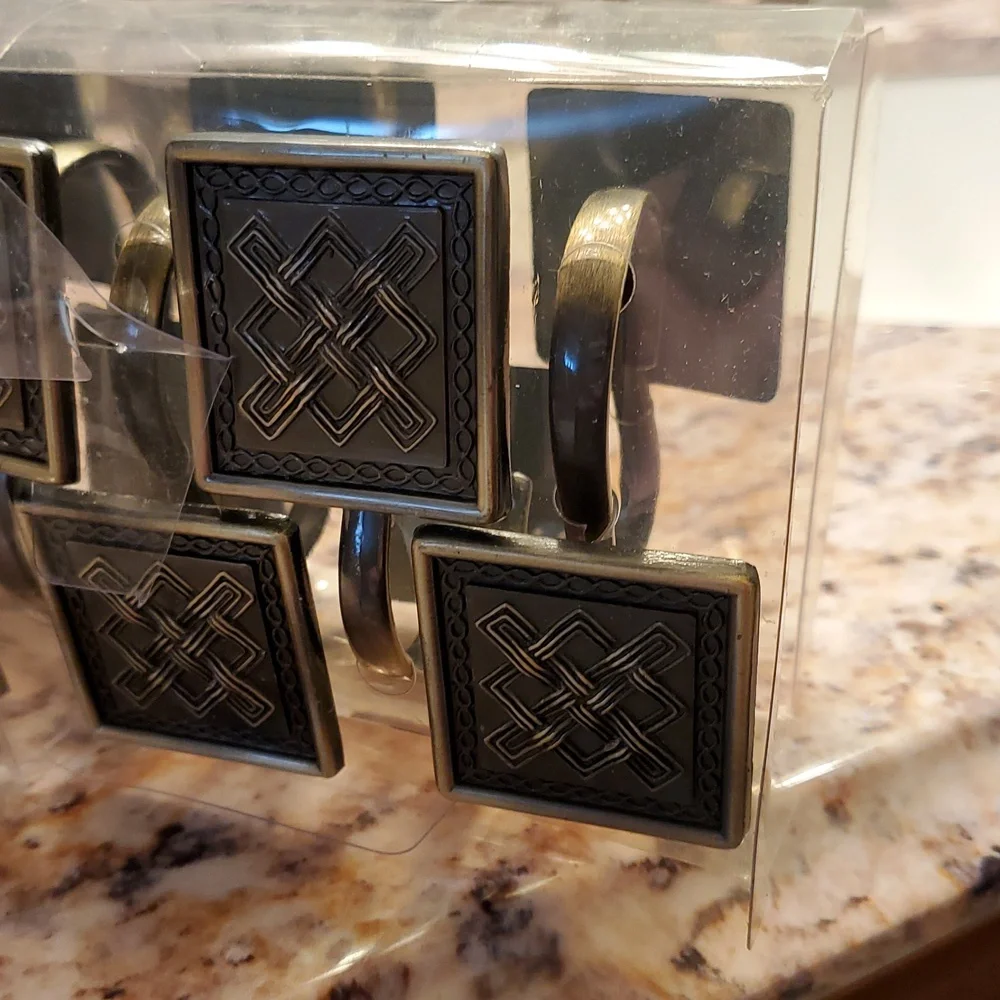 JOSEPH ABBOUD 12 PIECE SQUARE BRONZE DESIGNER SHOWER HOOK SET